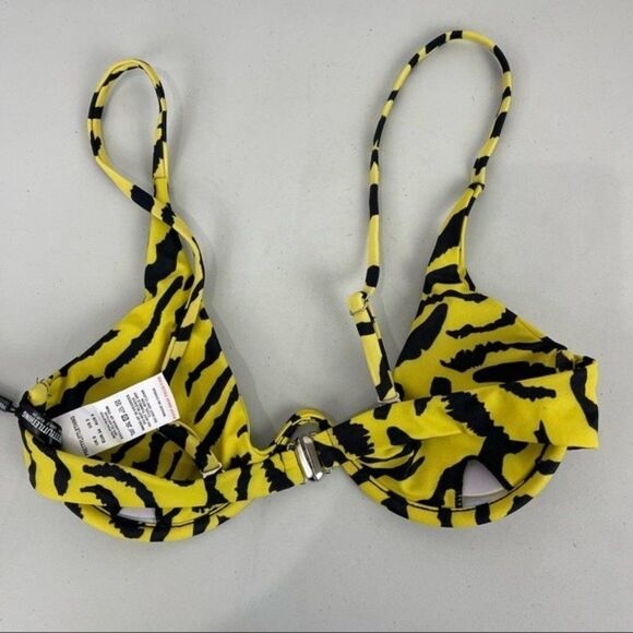 NEW Prettylittlething Yellow Tiger Underwired Plunge Bikini Top Size 2 US - Picture 6 of 10